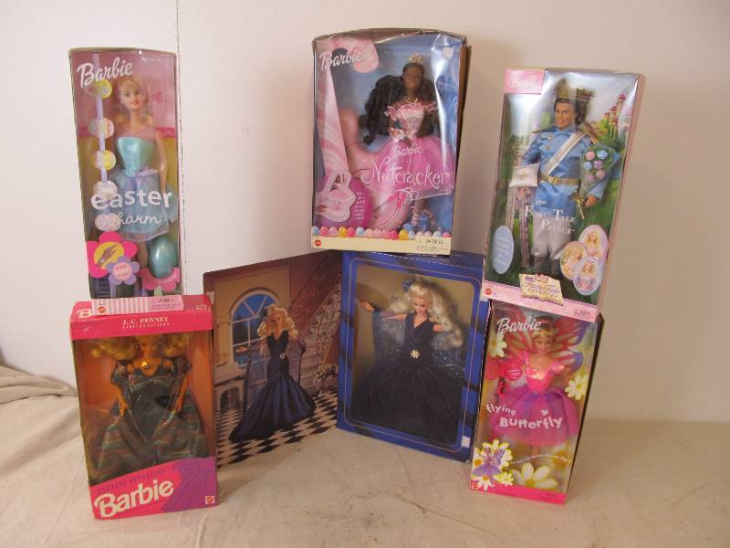 lot 74 image: Lot of NEW IN BOX Barbies #4