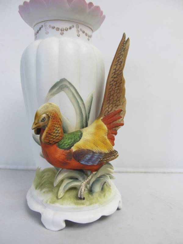 lot 108 image: Vintage LEFTON Golden Pheasant Vase