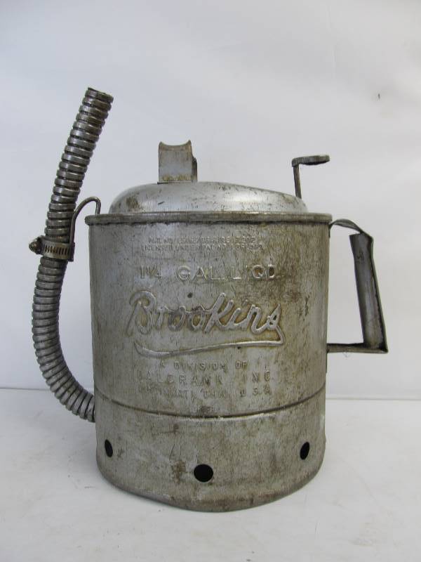 lot 119 image: Old Vintage Embossed BROOKINS OilGas Can