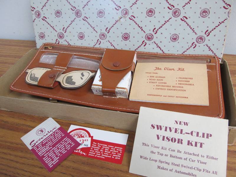 lot 9 image: NOS Vintage Sovereign Automobile Accessory Visor Kit 
