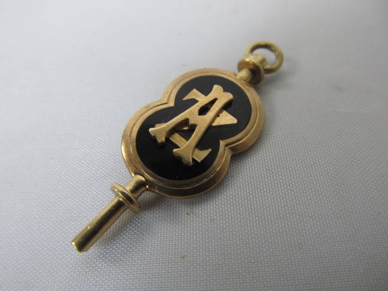 lot 162 image: Old Vintage 14K Gold Alpha Zeta Society Fraternity Key 