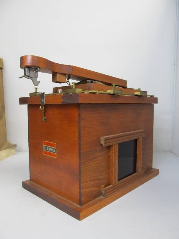 lot 3 image: Antique MARVEL Photographic Contact Printer wOrig Case & Accessories