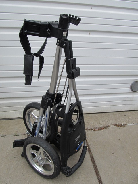 lot 135 image: Like New BAGBOY Golf Bag Rolling Cart