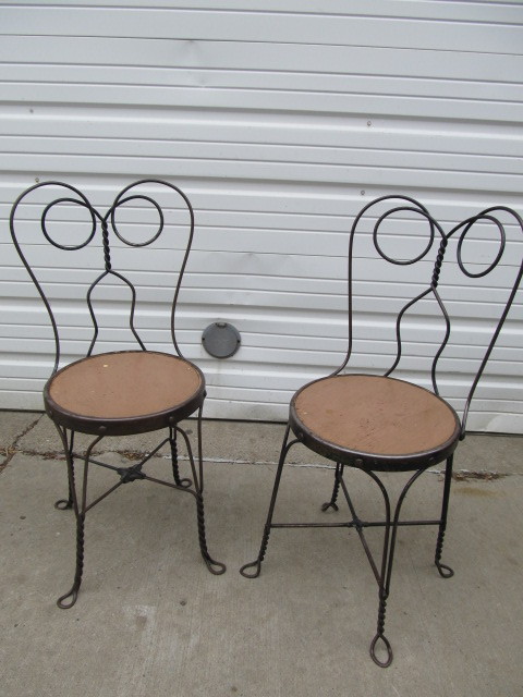 lot 140 image: Pair of Antique Wrought Iron Ice Cream Parlor Chairs