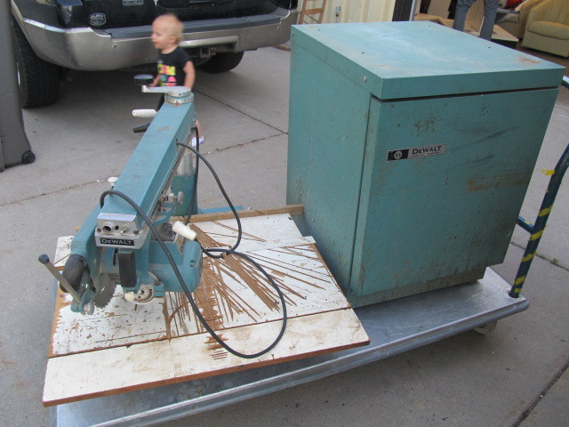 lot 197 image: DEWALT Power Shop Radial Arm Saw wCabinet