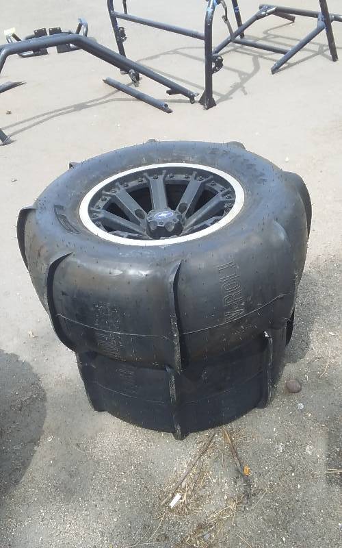 Pair 27x14-14 ST1-V Roll Paddle Tires