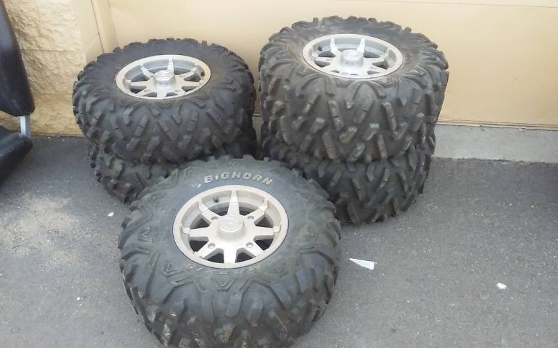 Set Of 5 Maxxis Big Horn Tires On Polaris Rims