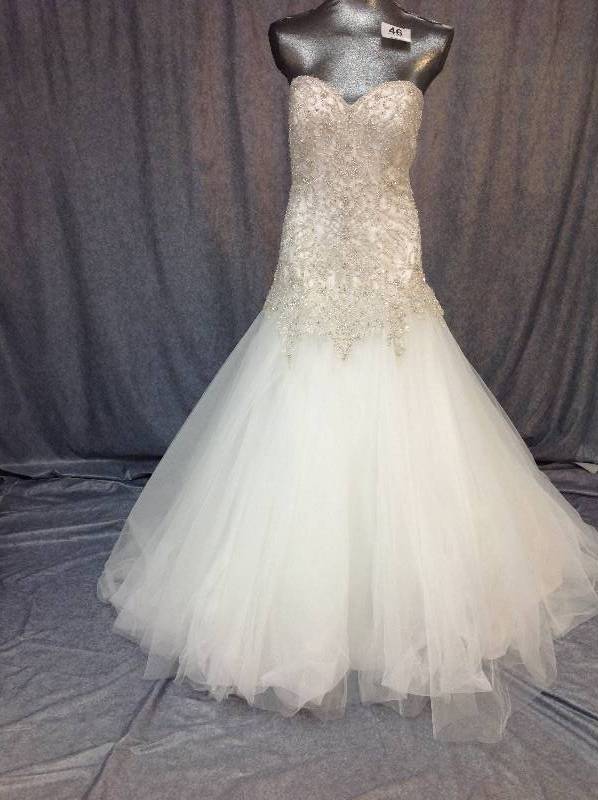 Wedding Gown   Size 14