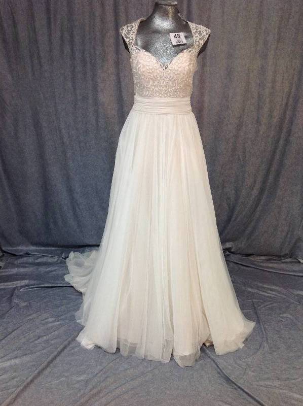 Wedding Gown   Size 14