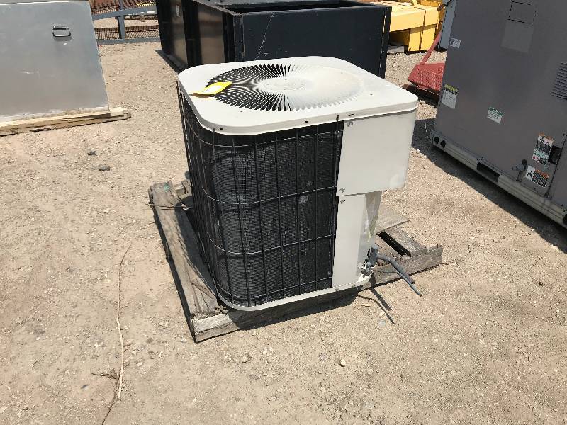 lot 195 image: Goodman Manufacturing Air Conditioner