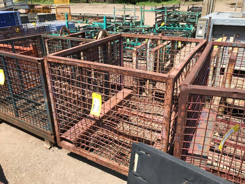 lot 213 image: Steel Wire Basket