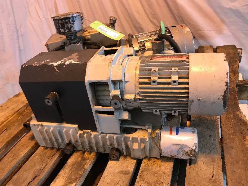 lot 238 image: Try Sure Refrigerant Vacuum Pump
