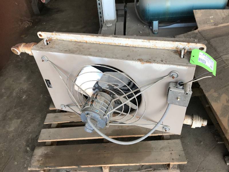 lot 258 image: Hot Water Heater