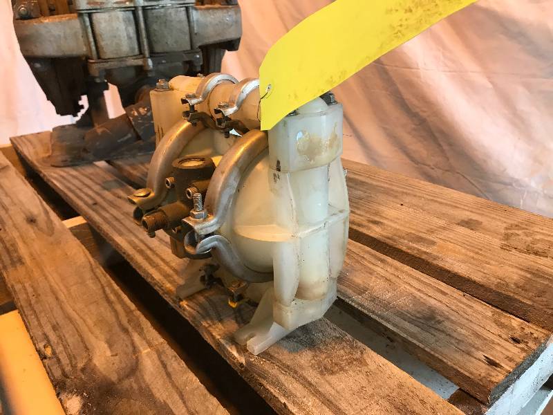 lot 246 image: Diaphragm pump