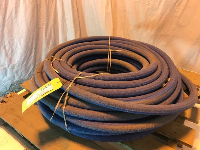 lot 304 image: 78 Hose