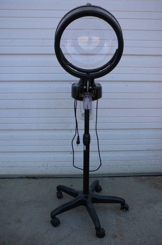 lot 7 image: Steam Hair Dryer
