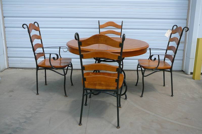 lot 16 image: Wood and Steel Round Table Set