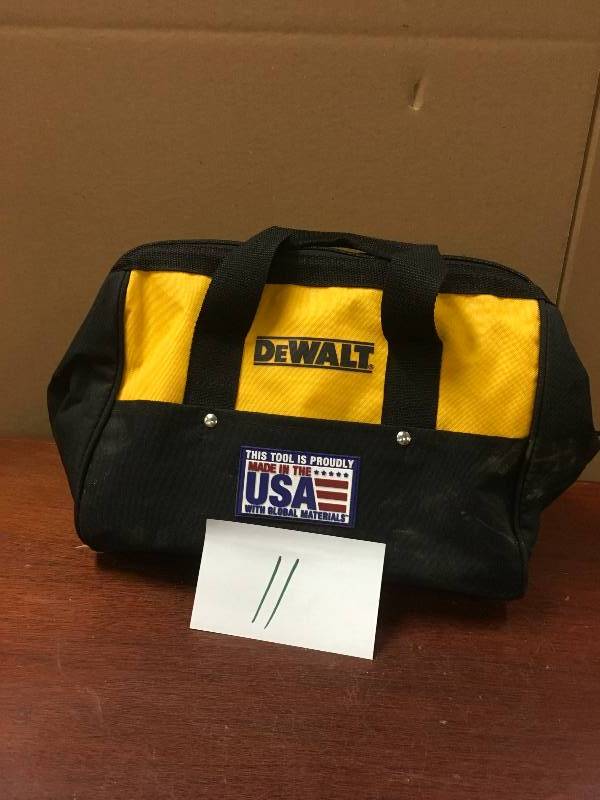 DEWALT 20-Volt MAX Lithium-Ion Cordless Impact Driver with Battery 3Ah, Charger and Contractor Bag in like New conditions
