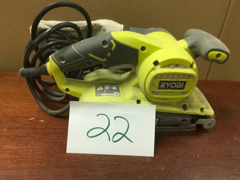 Ryobi 18 belt sander in good condition