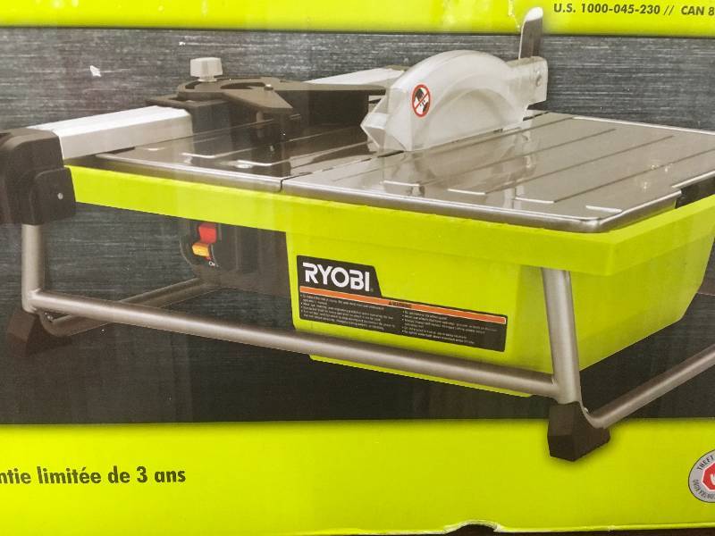 Ryobi 7in tile saw in good CONDITION