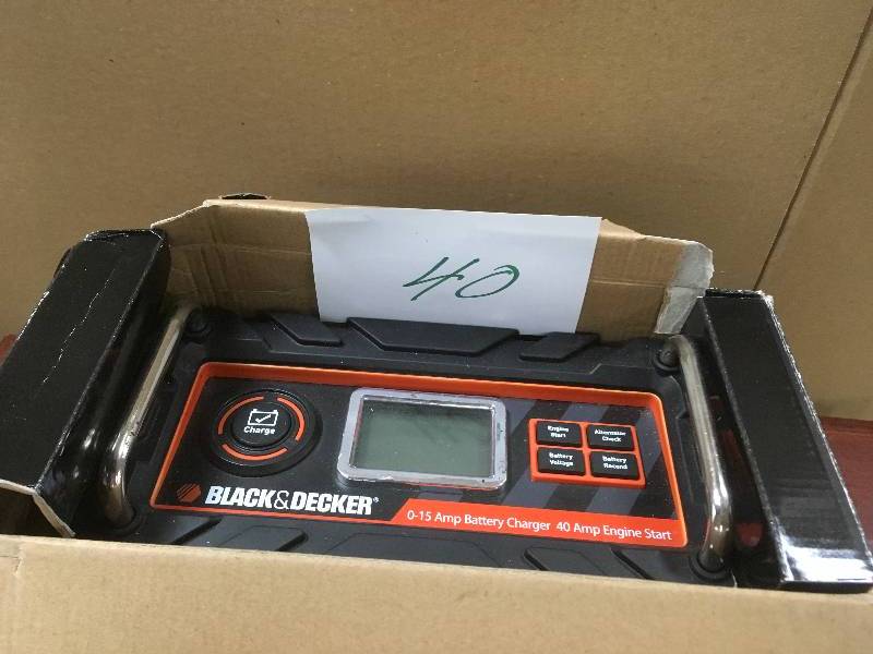 black  decker 0-15 amp automatic battery charger maintainer with engine start in good condition