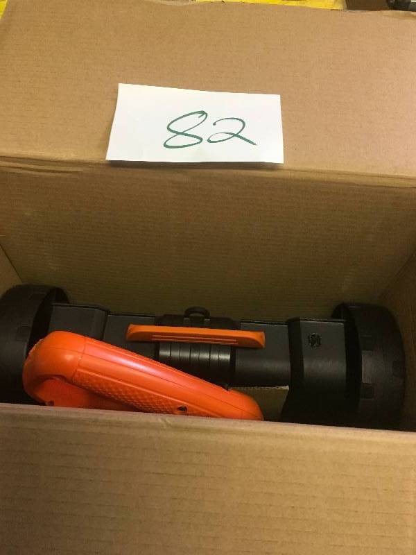 Black and Decker 3 in 1 cordless compact mower in good condition