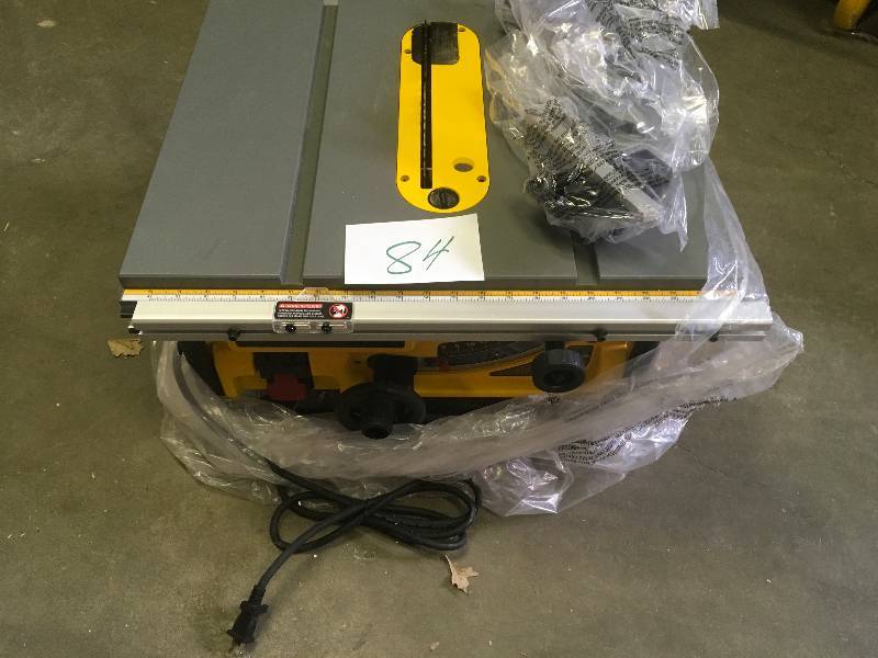 Dewalt compact jobsite table saw new