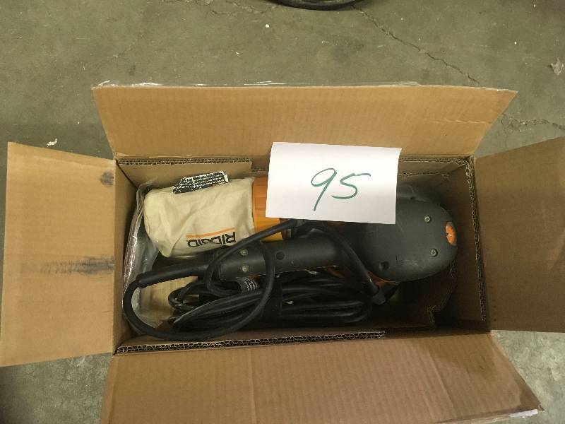 Ridgid random orbit sander used in good working condition