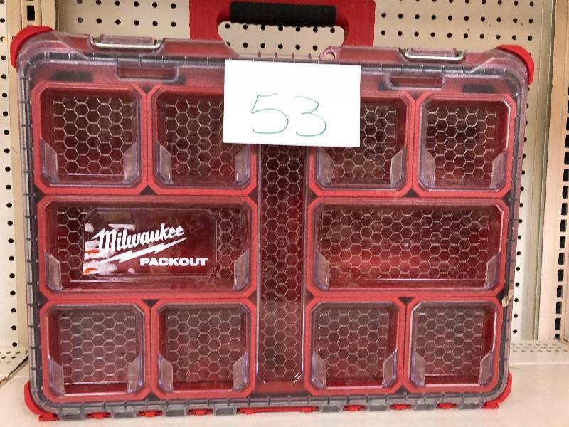 Milwaukee PACKOUT 11-Compartment Small Parts Organizer not used