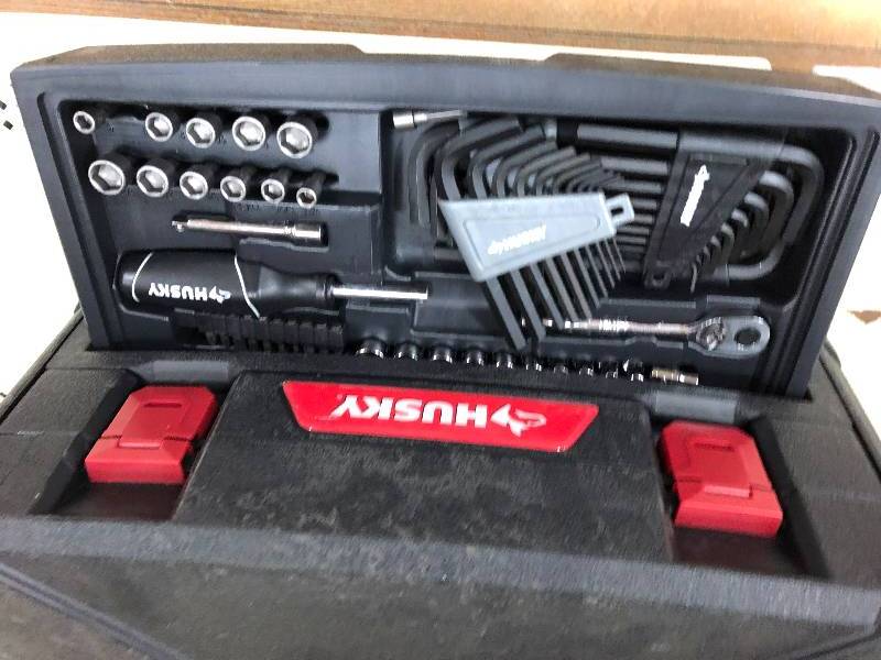 Husky Mechanic tool set with carrying case missing pieces review pictures 100pcs 