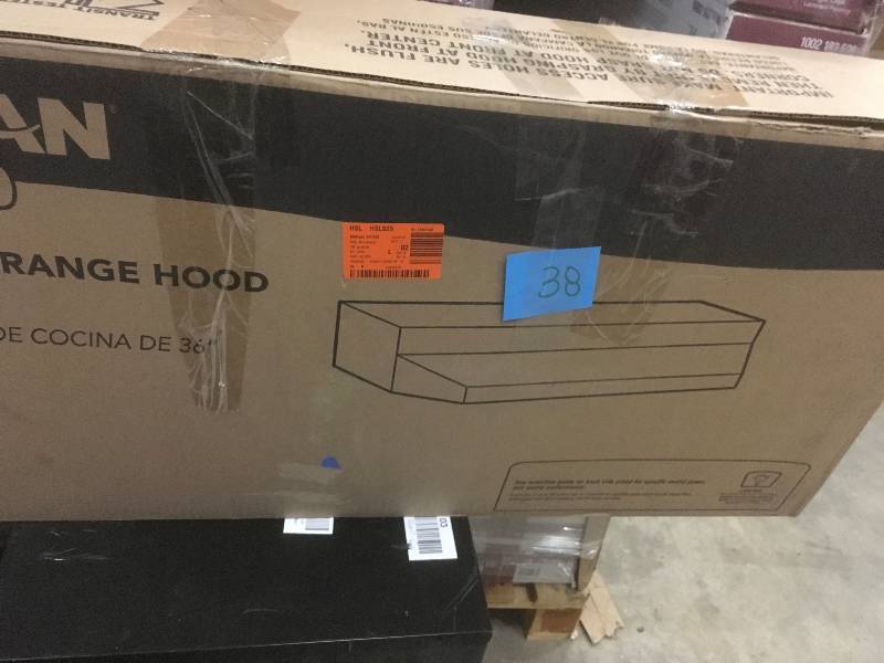 lot 38 image: Broan 42000 Series 36 in. Range Hood in White