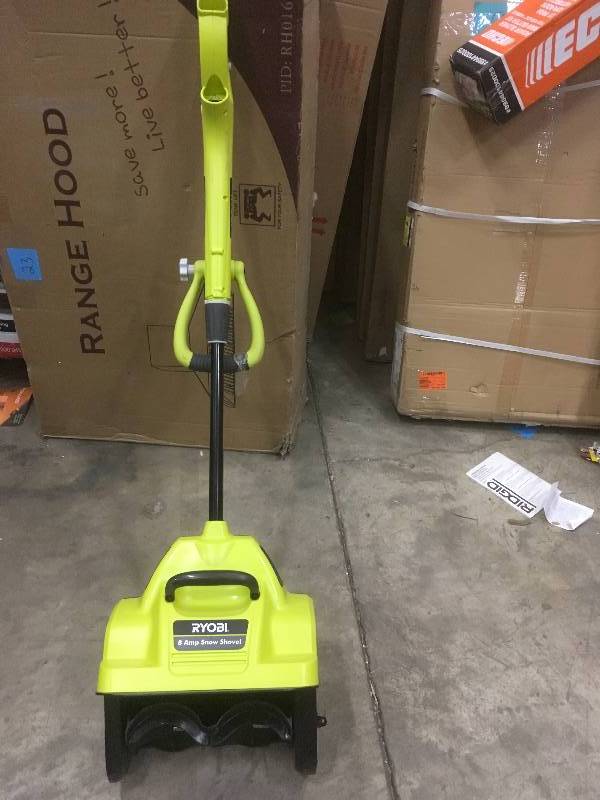 lot 27 image: Ryobi 8 amp Snow Shovel