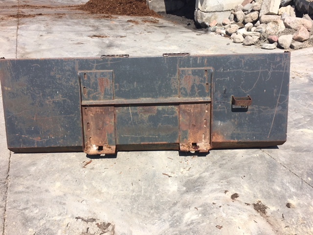 Universal Mount Bobcat Skid Loader Skid Steer 100 Material HandlingSnow Bucket