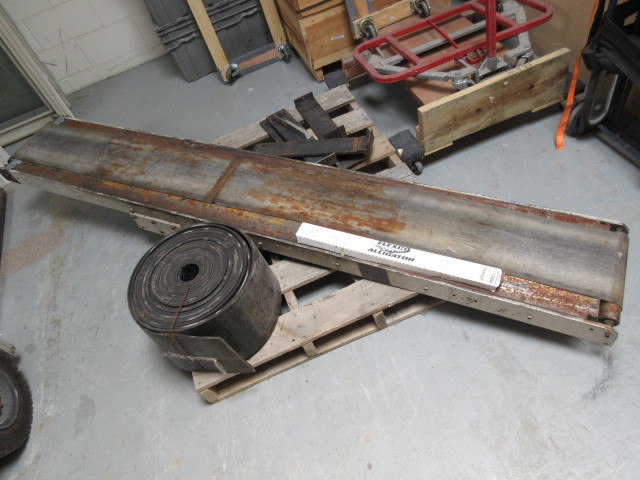 lot 102 image: CONVEYOR WITH EXTRA BELT.