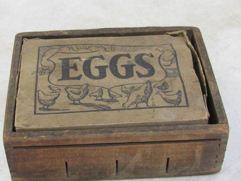 lot 5 image: Star Egg Box
