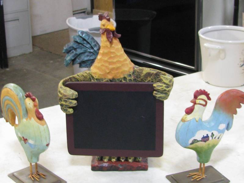 lot 26 image: Chicken Menu Board