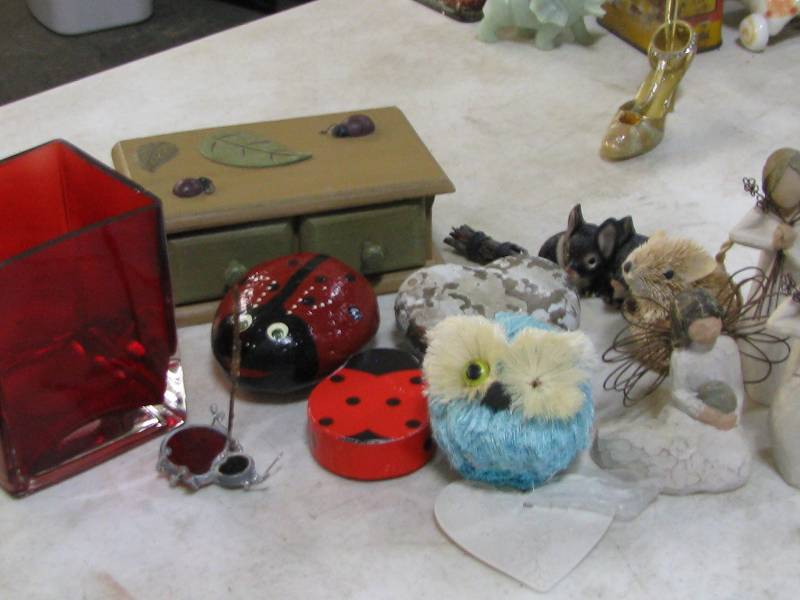 lot 36 image: Misc Lot