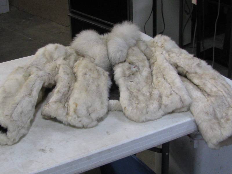 lot 48 image: Fur Coat