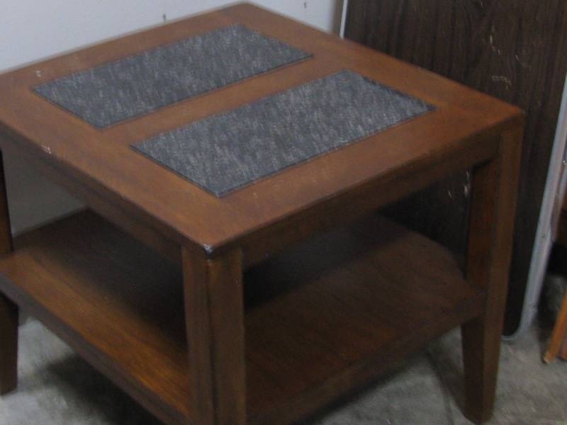 lot 50 image: End Table