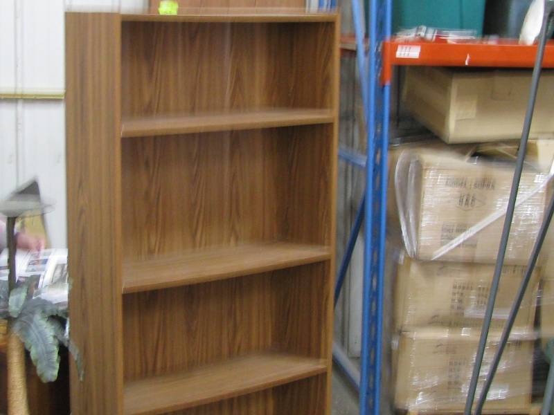 lot 53 image: Book Shelf