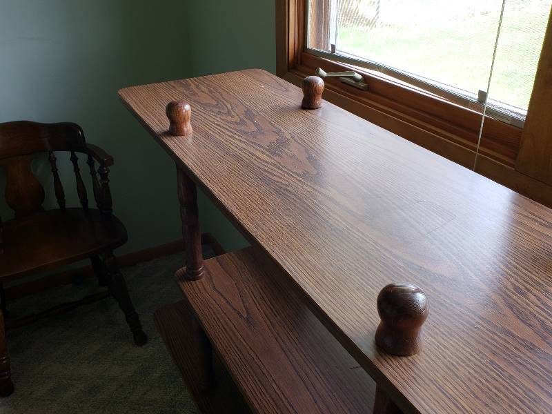 lot 11 image: Oak Planter  Organizational Table