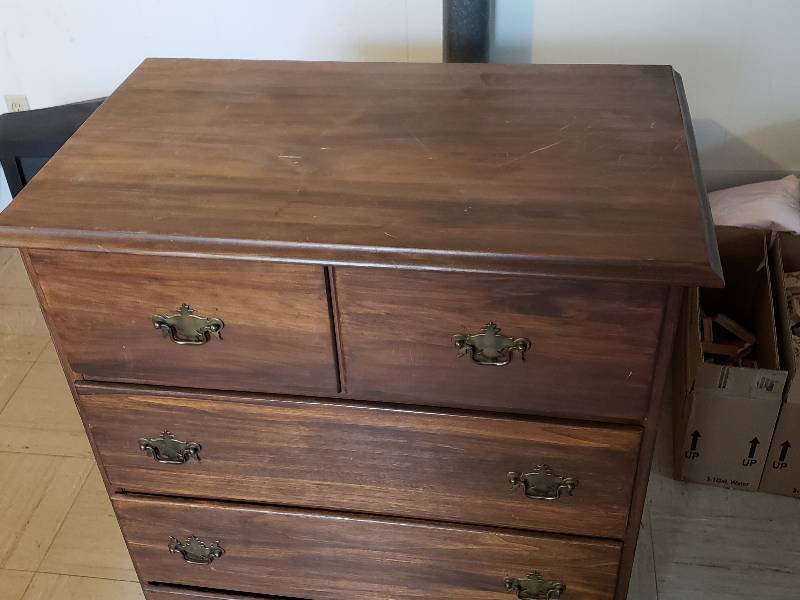 lot 22 image: Harmony House 4 Drawer Tall Boy Dresser