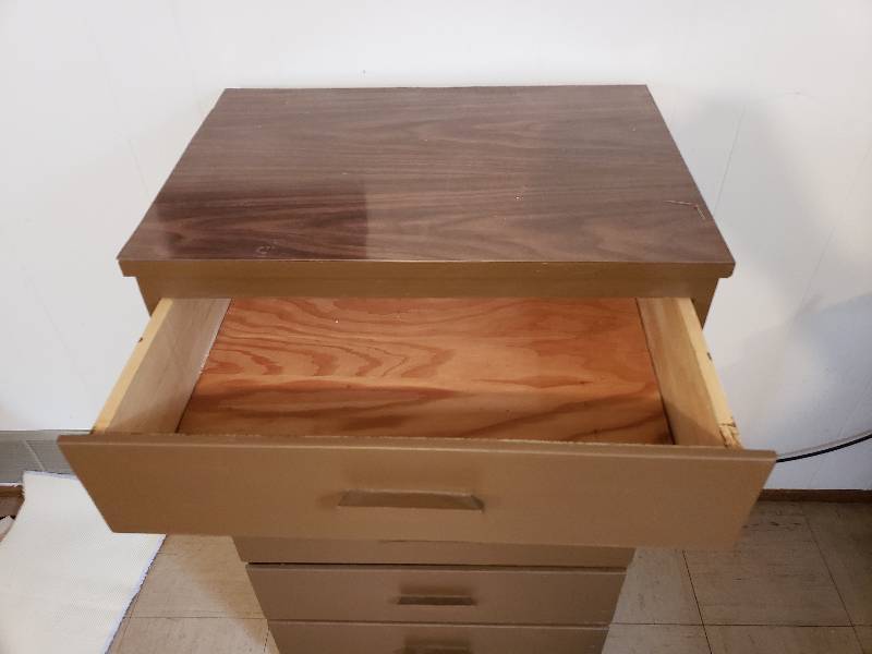 lot 23 image: 5 Drawer Tall Boy Dresser