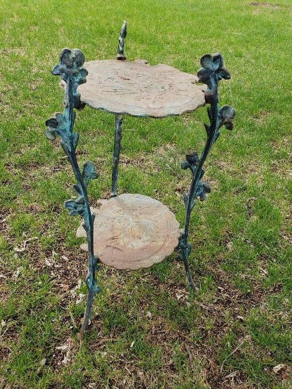lot 62 image: Cast Metal Planter