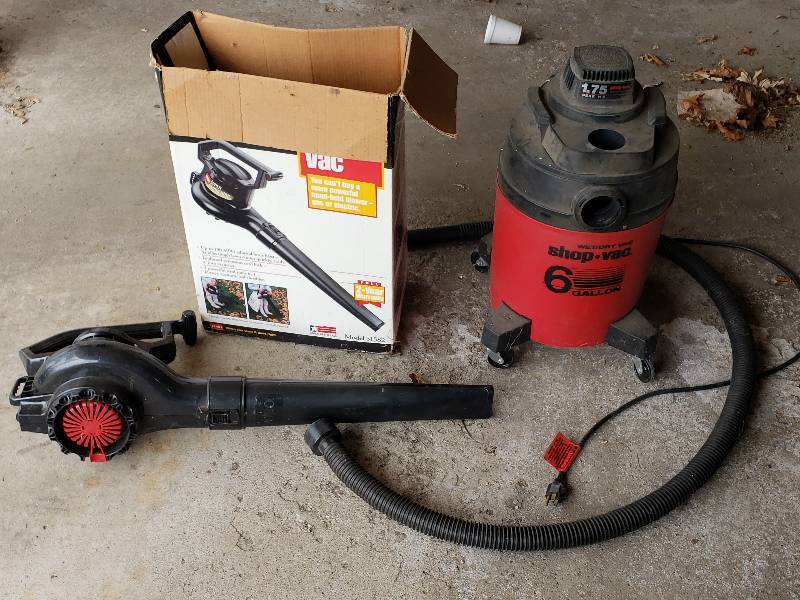 lot 71 image: Shop Vac, Toro Blower