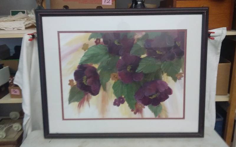 lot 19 image: Liz McMahon Galleries Framed Floral Print 39x31
