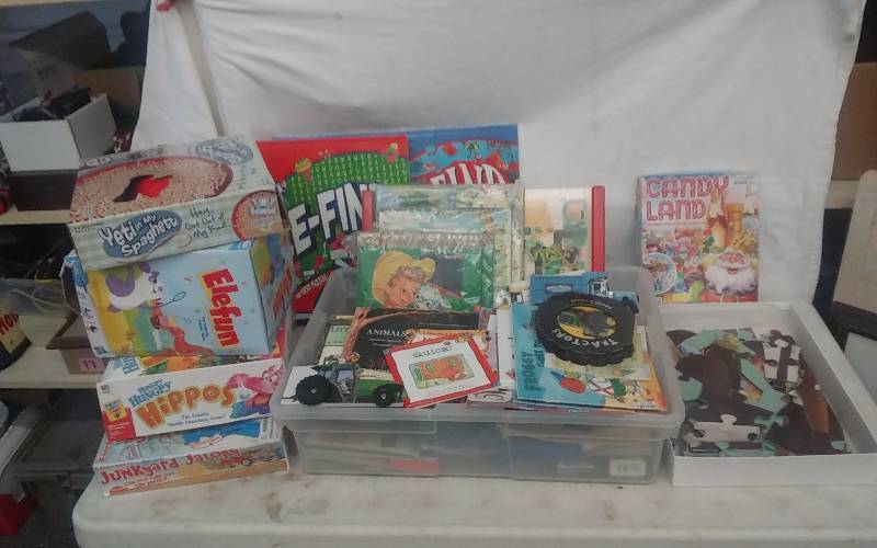 lot 50 image: Lot Of Kids Books & Games