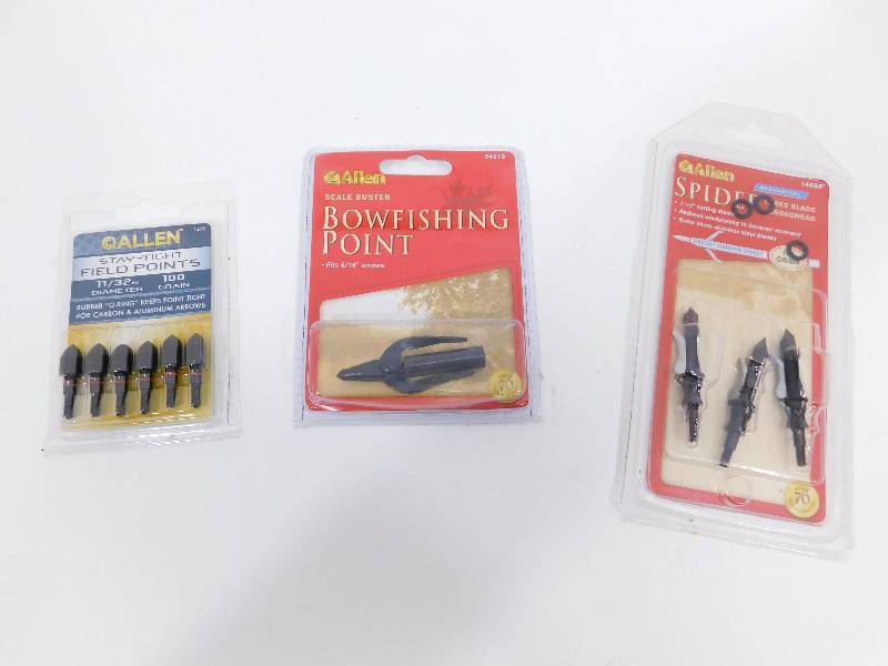 lot 36 image: Archery Items
