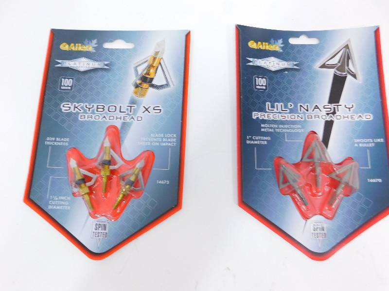 lot 62 image: Archery Items      GAllen Lil Nasty Broadhead     &     GAllen Skybolt XS Broadhead
