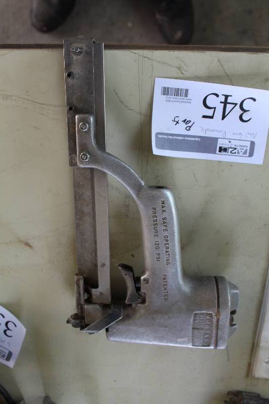 lot 345 image: Paslode Pneumatic Nail Gun - Parts